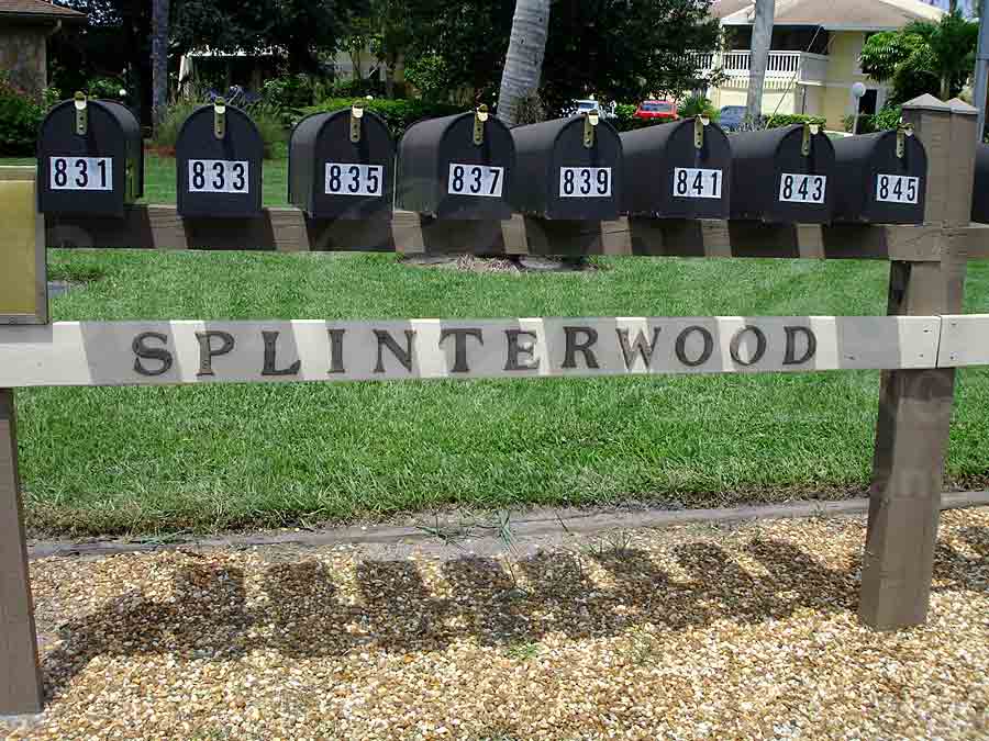 Splinterwood Mailboxes